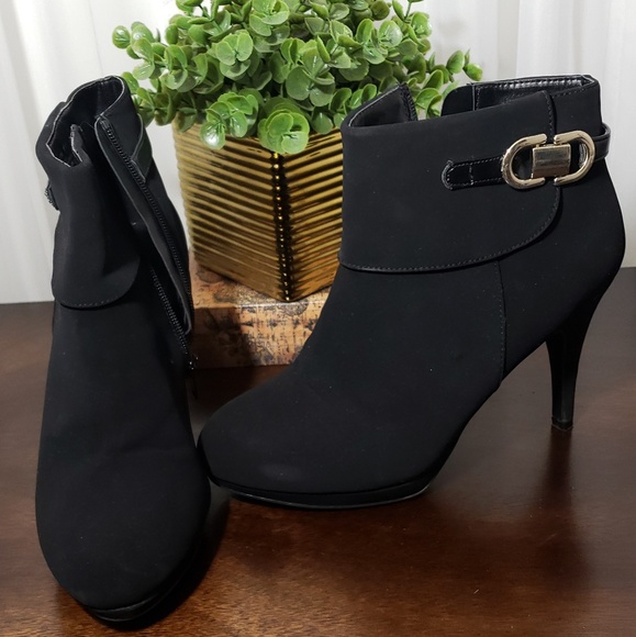 Shoes - Suede Black Booties